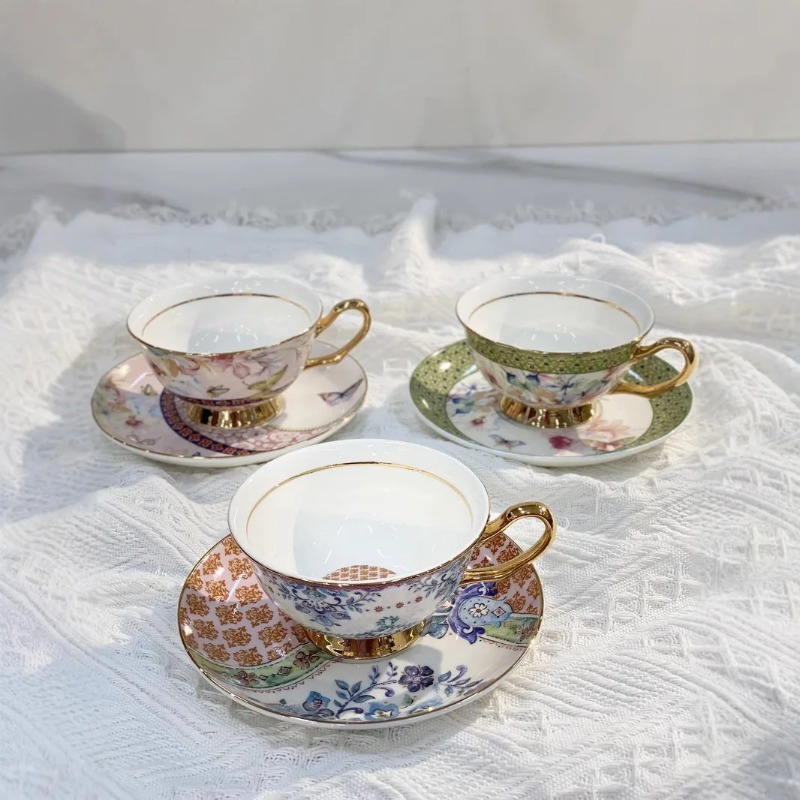 Coffee Tea For Garden - Wysokiej jakości filiżanki i talerze, emaliowane,