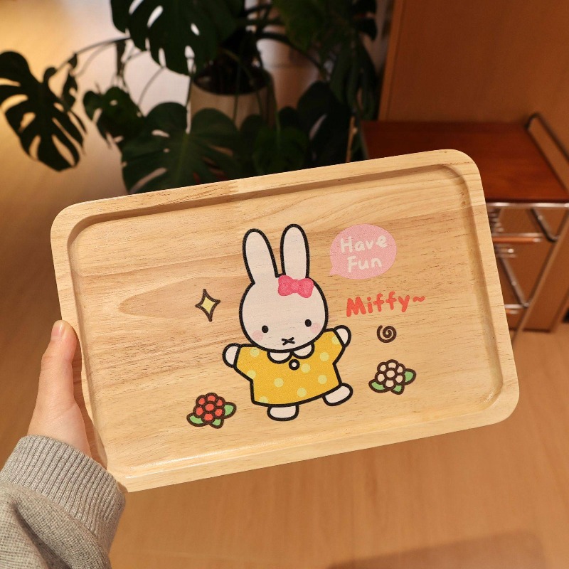 Talerz drewniany Miffy Rabbit  – Coffee Tea Room recenzja i cena