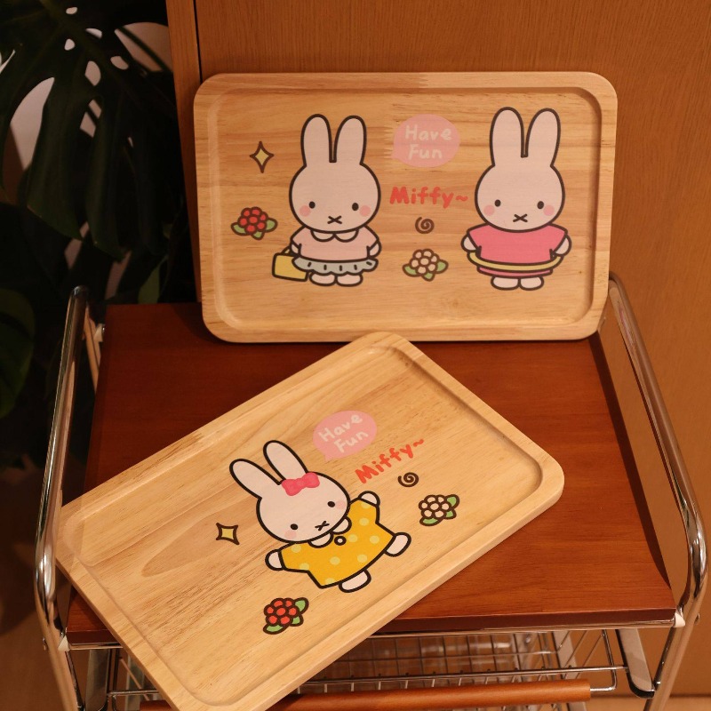 Talerz drewniany Miffy Rabbit  – Coffee Tea Room recenzja i cena